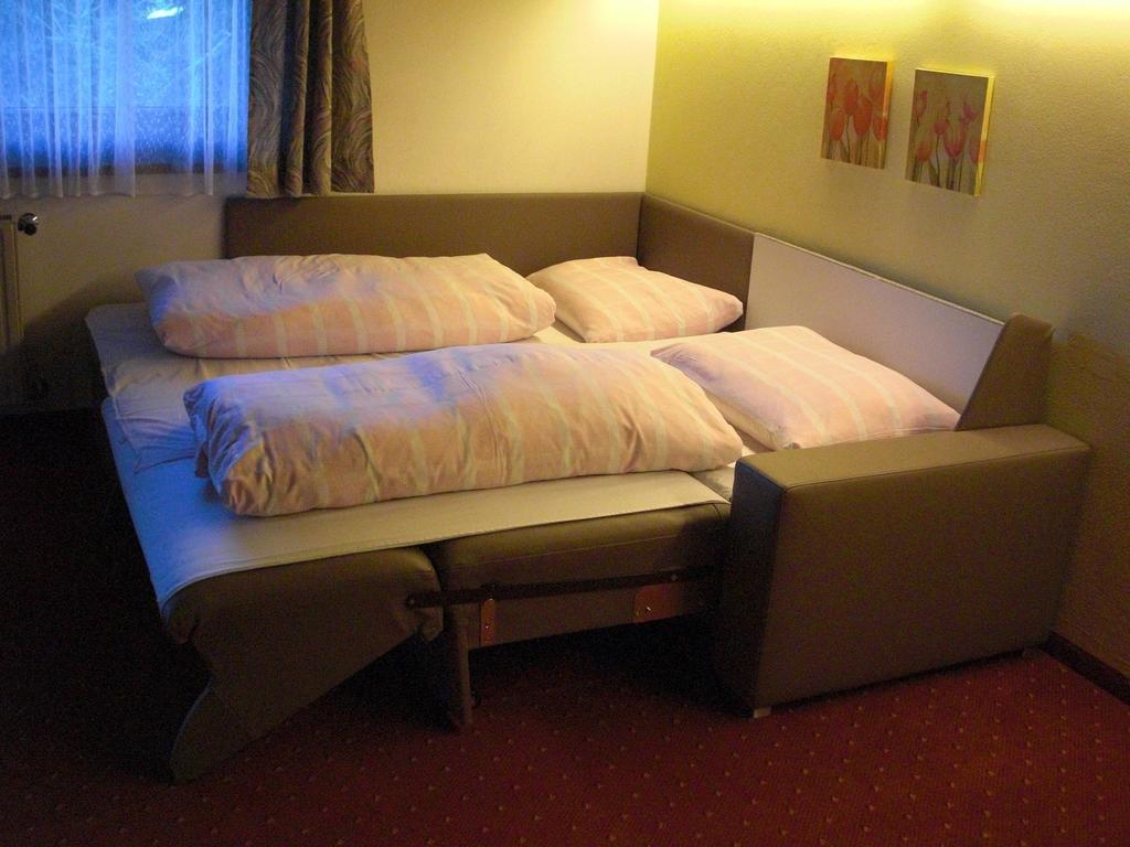 Hotel-Pension Flora Saalbach-Hinterglemm Szoba fotó