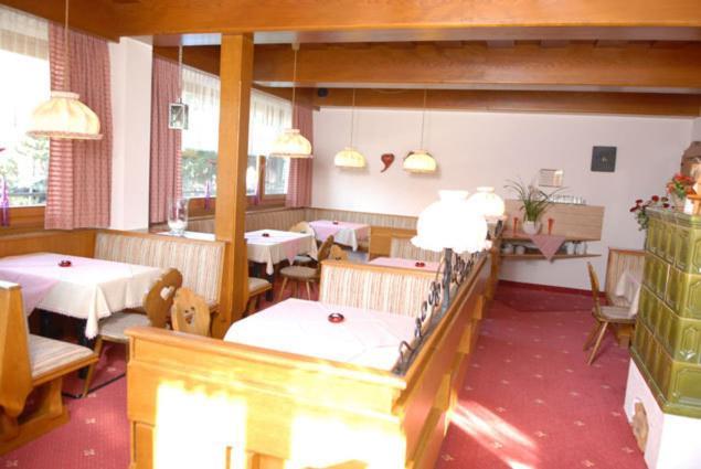 Hotel-Pension Flora Saalbach-Hinterglemm Kültér fotó