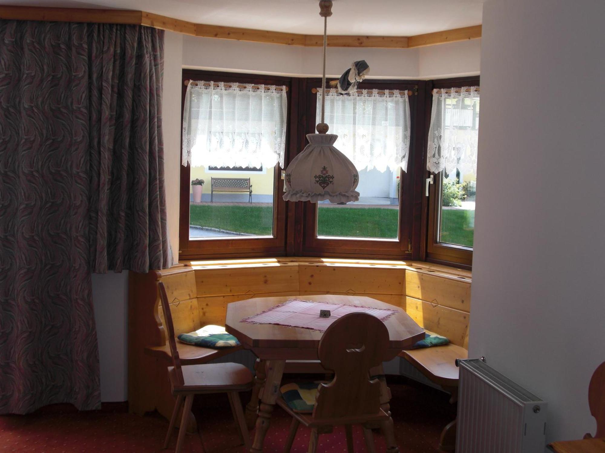 Hotel-Pension Flora Saalbach-Hinterglemm Kültér fotó